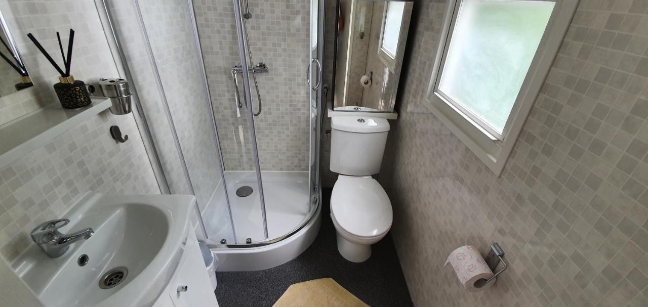 أويسترفايك Chalet Valkenbosch Groenvink 85 المظهر الخارجي الصورة